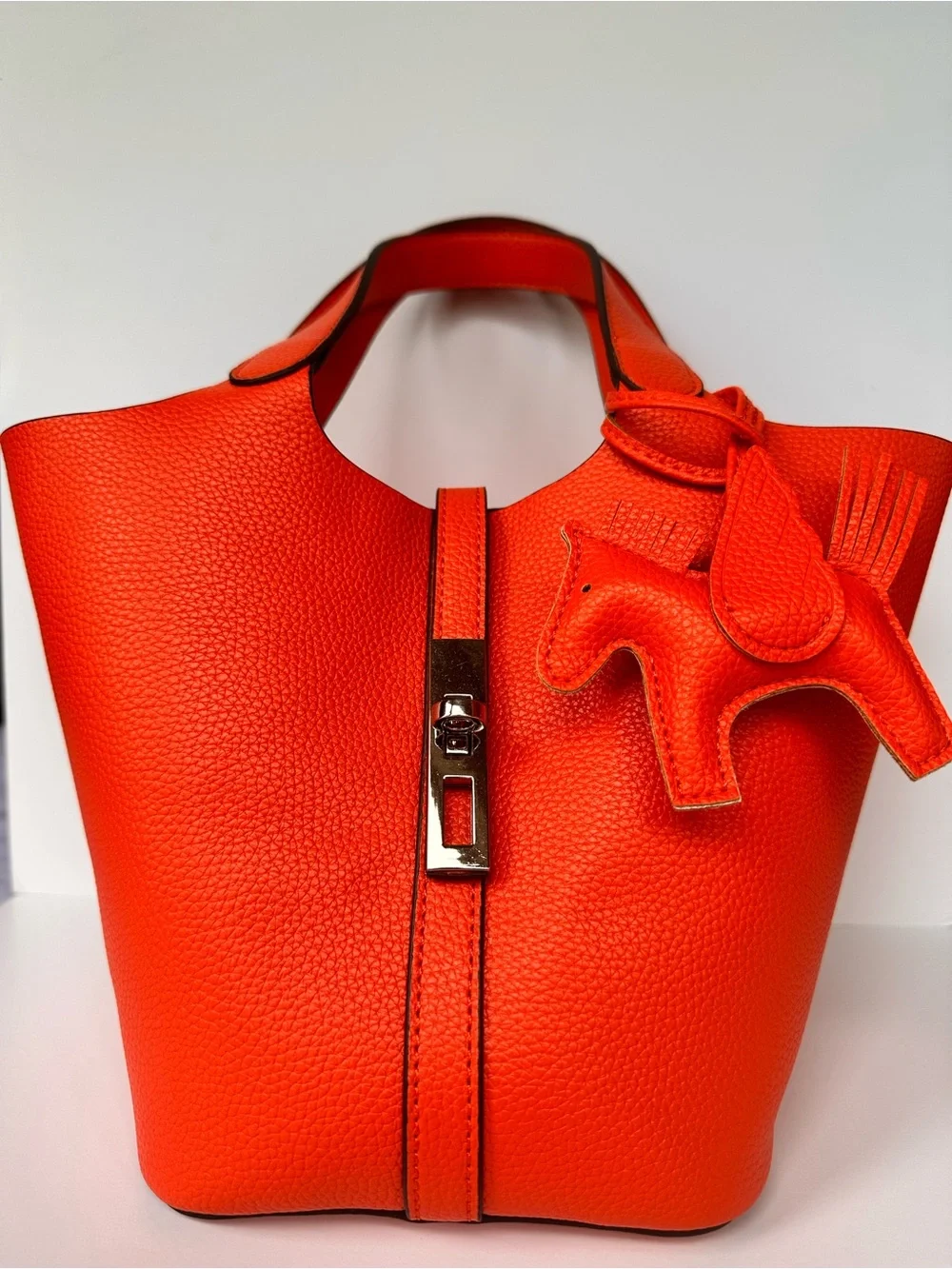 NEW Red Orange Bucket Tote Vegan Leather Silver Hardware Horse Charm - Picture 2 of 8